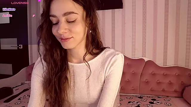 AliceNikke online show from 12.15.24