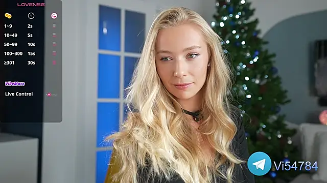 Snapshot of Vika54784 chatting on 12.08.24 Vika54784 online show from 12.08.24