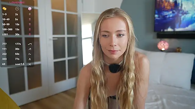 Snapshot of Vika54784 chatting on 02.15.25 Vika54784 online show from 02.15.25