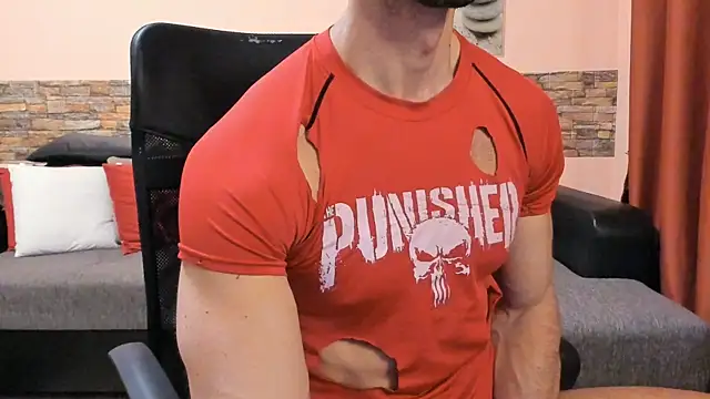 HotHunkTrainer online show from 06.07.26