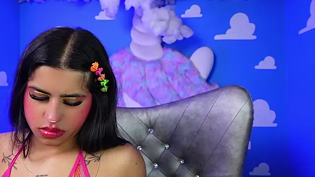 miss romyna online show from 04.23.26