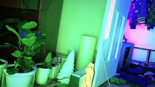 YouLikeBigDick9 online show from 12.12.24