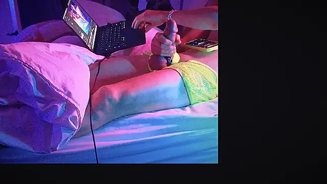 YouLikeBigDick9 online show from 03.13.25