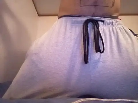 Xoc8  online show from 02.17.25