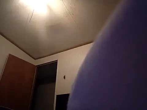 Xoc8  online show from 02.20.25