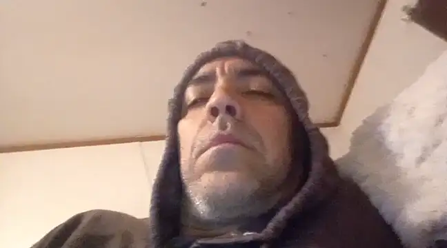 Xoc8  online show from 03.04.25