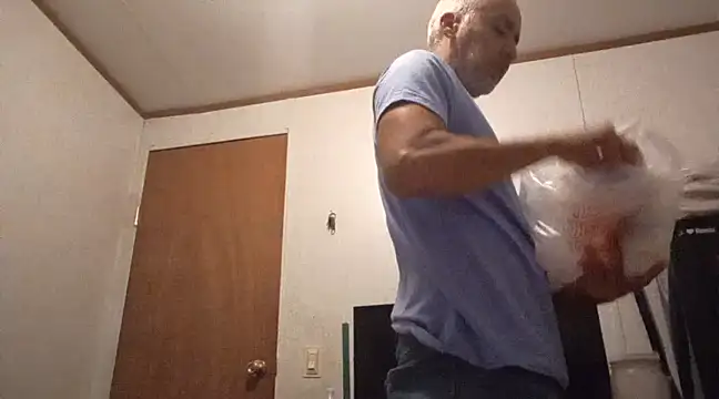 Xoc8  online show from 03.21.25