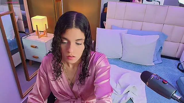 anahi maite online show from 02.06.25