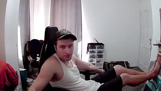 Snapshot of PKrisztian chatting on 04.23.26 PKrisztian online show from 04.23.26