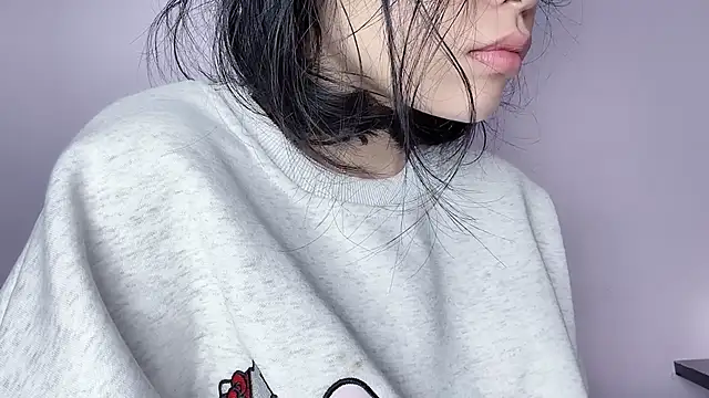 Snapshot of Baenee chatting on 11.23.25 Baenee online show from 11.23.25