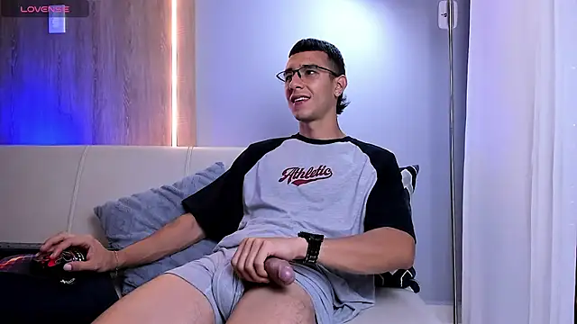 SymonPrince online show from 11.30.25