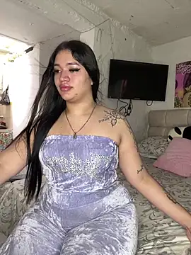 GemaGranadoss online show from 11.25.25