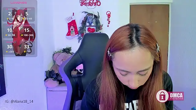 Snapshot of Alana_Pherson chatting on 12.07.24 Alana Pherson online show from 12.07.24