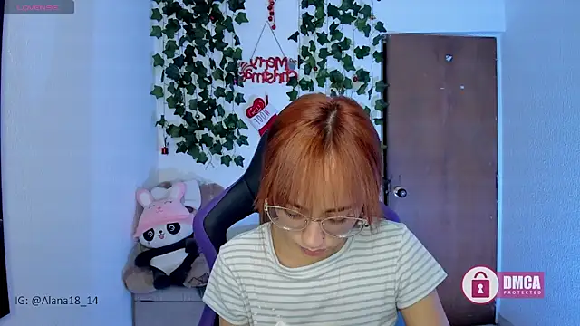 Snapshot of Alana_Pherson chatting on 01.04.25 Alana Pherson online show from 01.04.25