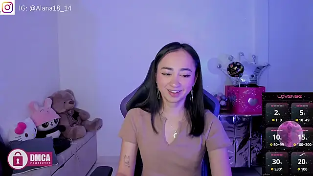 Snapshot of Alana_Pherson chatting on 09.20.25 Alana Pherson online show from 09.20.25