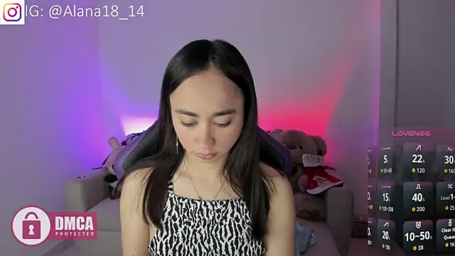 Snapshot of Alana_Pherson chatting on 12.05.25 Alana Pherson online show from 12.05.25