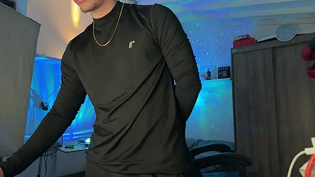 Snapshot of Kisan_Smith chatting on 03.11.26 Kisan Smith online show from 03.11.26