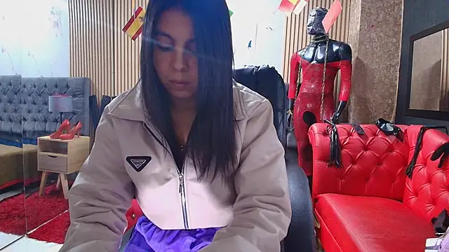 Snapshot of Juliet_Nasty chatting on 06.27.26 Juliet Nasty online show from 06.27.26