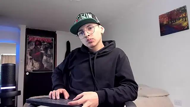 a lejandro 0 8 online show from 12.11.24