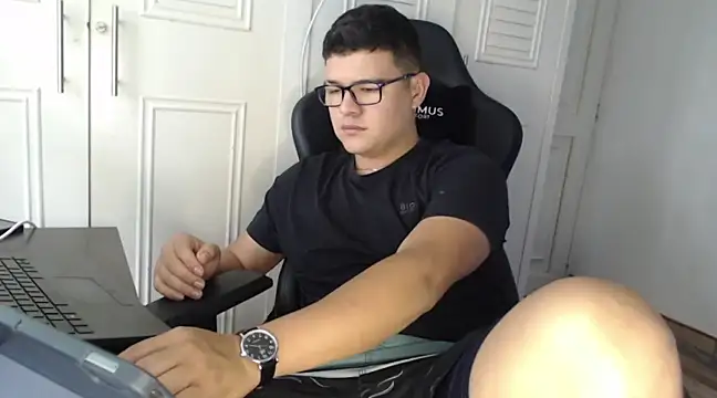 Plug Control online show from 01.27.25