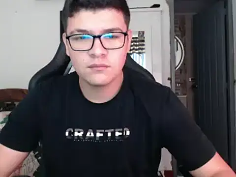 Plug Control online show from 03.19.25