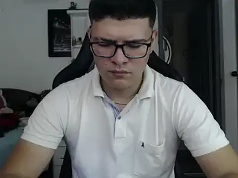 Plug Control online show from 03.22.25