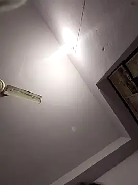 Snapshot of HangdogBeggary chatting on 01.21.25 HangdogBeggary online show from 01.21.25