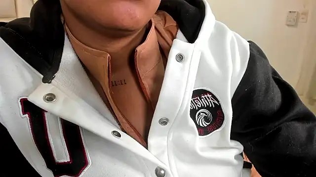 Snapshot of lia_mariana chatting on 01.17.26 lia mariana online show from 01.17.26