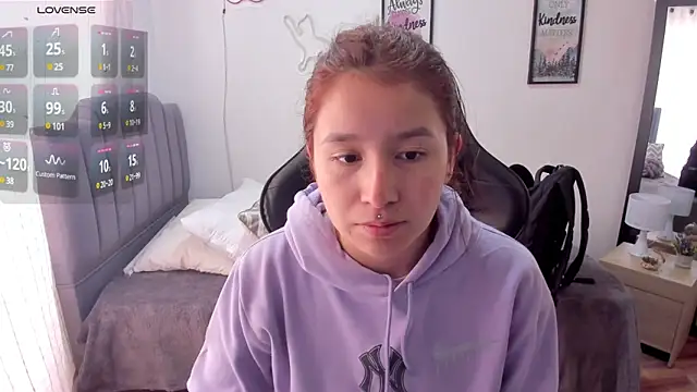 Amy joones online show from 03.04.25