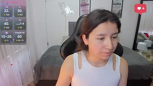 Amy joones online show from 10.15.25