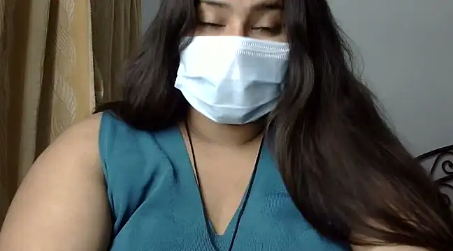 Snapshot of cutelady65 chatting on 03.10.25 cutelady65 online show from 03.10.25