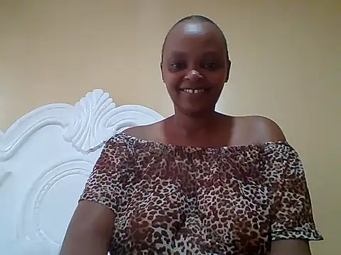 Snapshot of Sexxy-Shie chatting on 08.08.26 Sexxy-Shie online show from 08.08.26