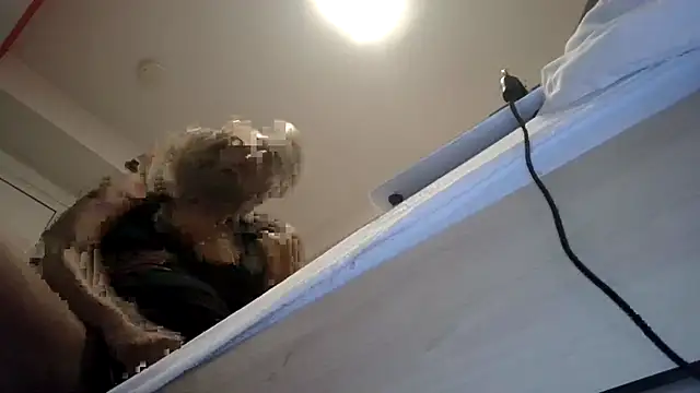 Snapshot of Tsnitra chatting on 02.06.26 Tsnitra online show from 02.06.26