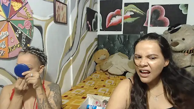 manzanahot9 online show from 11.19.25