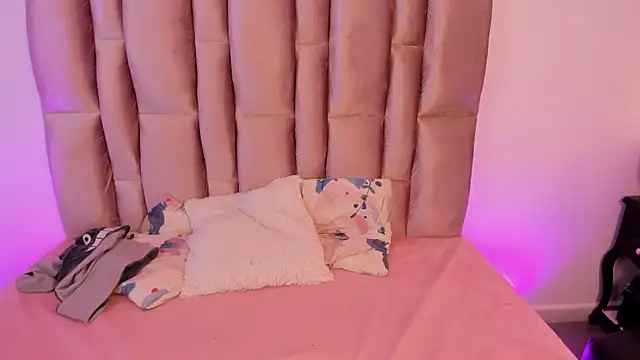 NikyBrookss online show from 04.22.26