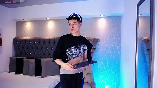 MaikCarver online show from 01.17.26