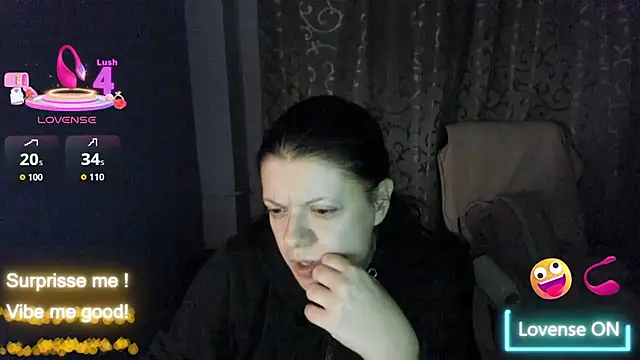 Snapshot of AdriannaLily chatting on 01.17.26 AdriannaLily online show from 01.17.26