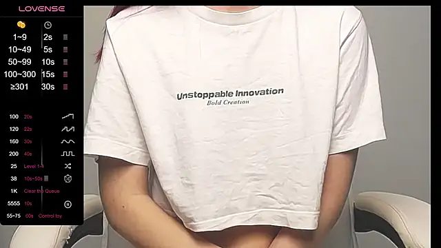 Snapshot of RRUUBBYYY chatting on 02.13.25 RRUUBBYYY online show from 02.13.25