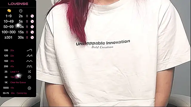 Snapshot of RRUUBBYYY chatting on 03.18.25 RRUUBBYYY online show from 03.18.25