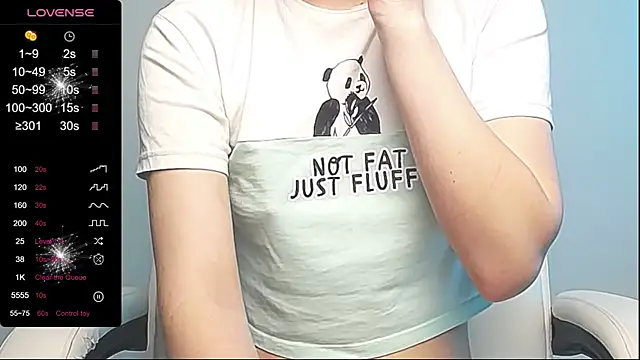 Snapshot of RRUUBBYYY chatting on 03.22.25 RRUUBBYYY online show from 03.22.25