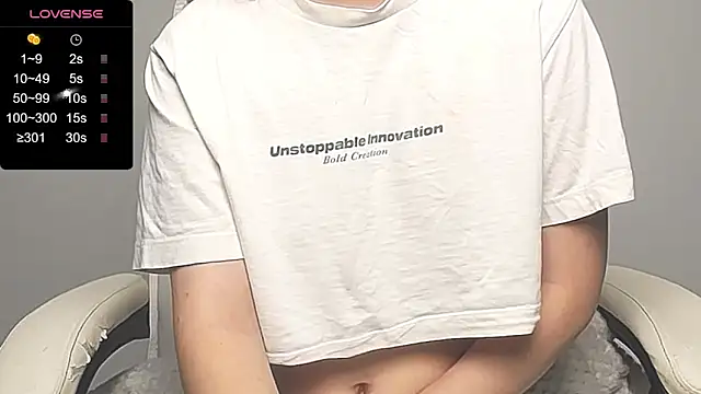 Snapshot of RRUUBBYYY chatting on 09.19.25 RRUUBBYYY online show from 09.19.25