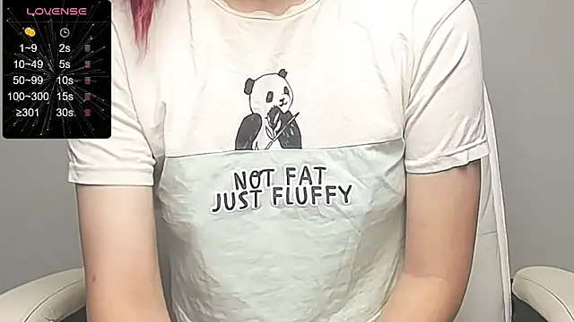 Snapshot of RRUUBBYYY chatting on 09.26.25 RRUUBBYYY online show from 09.26.25