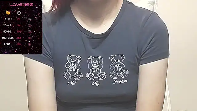 Snapshot of RRUUBBYYY chatting on 10.25.25 RRUUBBYYY online show from 10.25.25