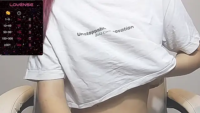 Snapshot of RRUUBBYYY chatting on 11.23.25 RRUUBBYYY online show from 11.23.25