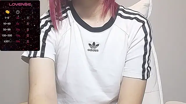 Snapshot of RRUUBBYYY chatting on 11.30.25 RRUUBBYYY online show from 11.30.25