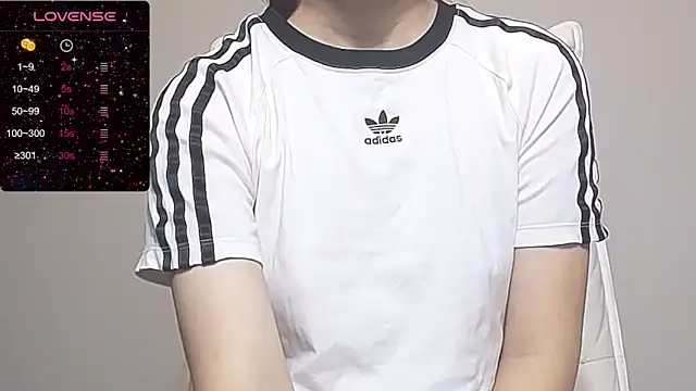 Snapshot of RRUUBBYYY chatting on 12.17.25 RRUUBBYYY online show from 12.17.25