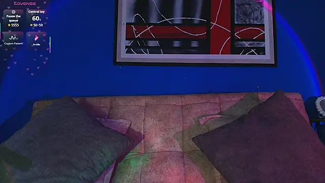 liccy hall online show from 11.16.25