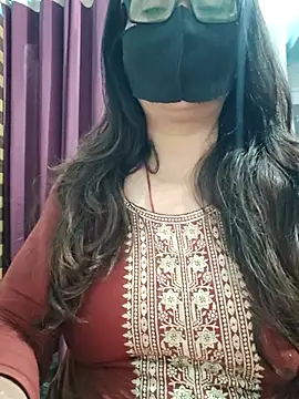 Aishwaryaa 69 online show from 04.25.26