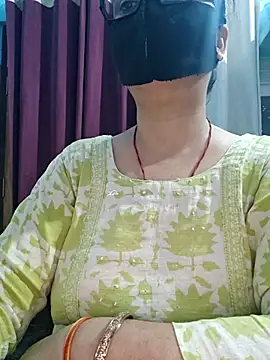 Snapshot of Aishwaryaa_69 chatting on 06.29.26 Aishwaryaa 69 online show from 06.29.26