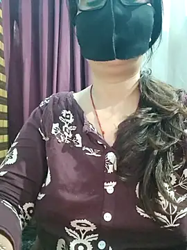 Snapshot of Aishwaryaa_69 chatting on 07.01.26 Aishwaryaa 69 online show from 07.01.26